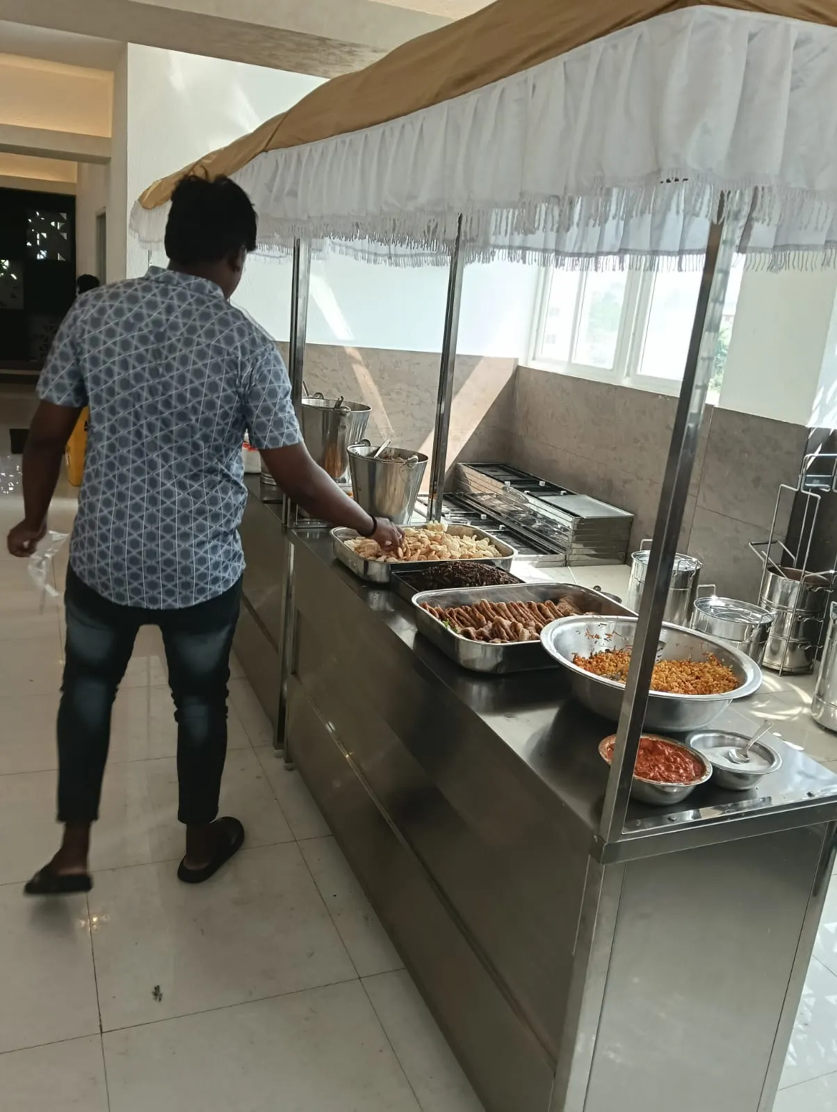 Buffet counter